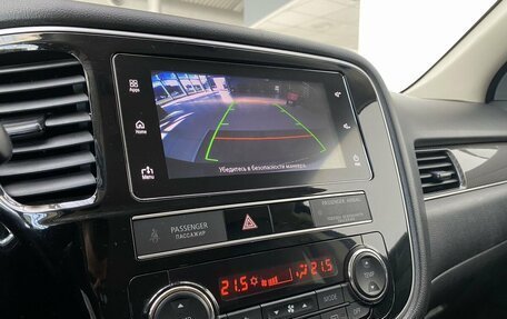 Mitsubishi Outlander III рестайлинг 3, 2019 год, 1 780 000 рублей, 19 фотография