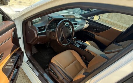 Lexus ES VII, 2020 год, 4 000 000 рублей, 5 фотография