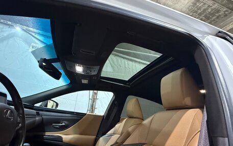 Lexus ES VII, 2020 год, 4 000 000 рублей, 11 фотография