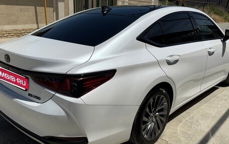 Lexus ES VII, 2020 год, 4 000 000 рублей, 4 фотография