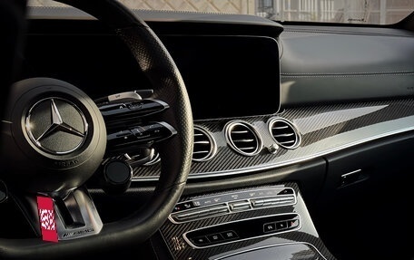 Mercedes-Benz E-Класс AMG, 2021 год, 12 000 000 рублей, 15 фотография