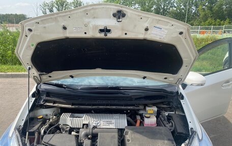 Toyota Prius, 2010 год, 1 450 000 рублей, 14 фотография