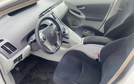 Toyota Prius, 2010 год, 1 450 000 рублей, 6 фотография