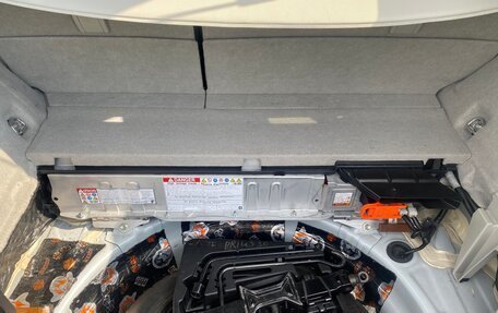 Toyota Prius, 2010 год, 1 450 000 рублей, 21 фотография