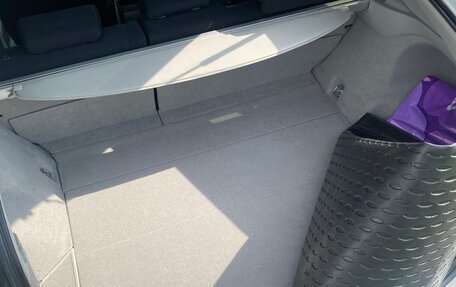 Toyota Prius, 2010 год, 1 450 000 рублей, 18 фотография