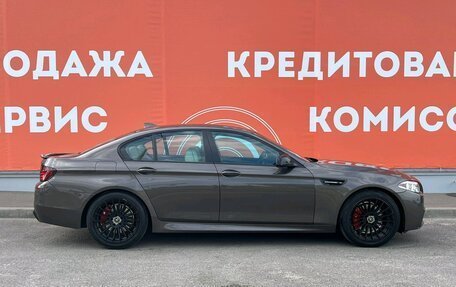 BMW 5 серия, 2011 год, 1 800 000 рублей, 4 фотография