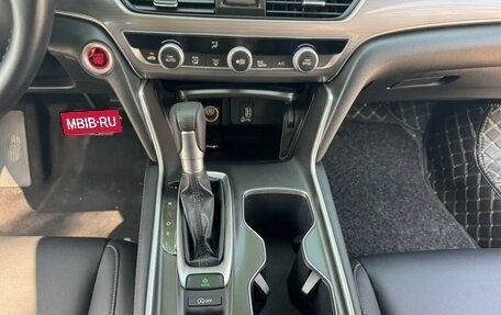 Honda Accord IX рестайлинг, 2022 год, 2 043 000 рублей, 16 фотография