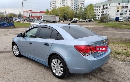 Chevrolet Cruze II, 2009 год, 510 000 рублей, 3 фотография