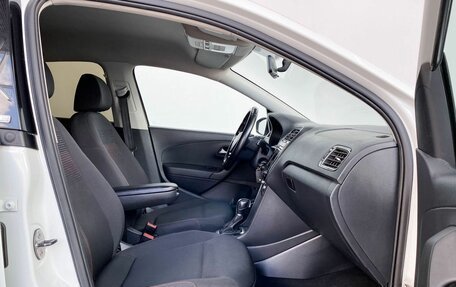 Volkswagen Polo VI (EU Market), 2018 год, 1 325 000 рублей, 12 фотография