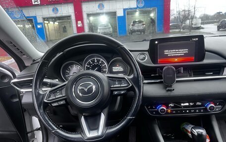 Mazda 6, 2018 год, 2 000 000 рублей, 7 фотография