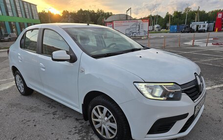 Renault Logan II, 2020 год, 812 000 рублей, 2 фотография