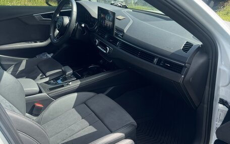 Audi A4, 2021 год, 3 850 000 рублей, 5 фотография
