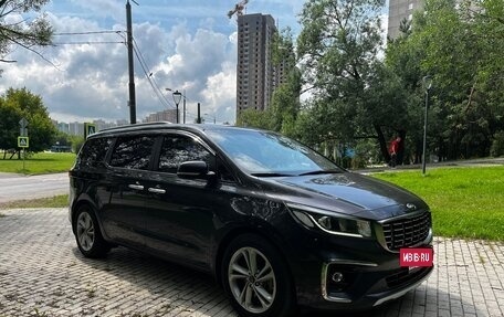 KIA Carnival III, 2019 год, 2 890 000 рублей, 3 фотография