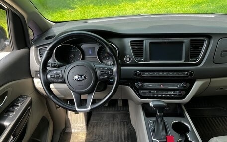 KIA Carnival III, 2019 год, 2 890 000 рублей, 11 фотография