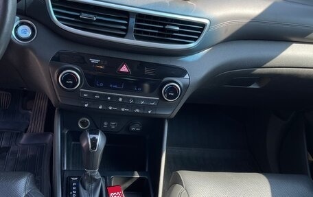 Hyundai Tucson III, 2018 год, 1 800 000 рублей, 15 фотография