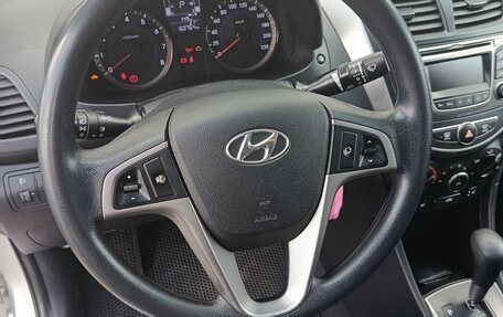 Hyundai Solaris II рестайлинг, 2014 год, 940 000 рублей, 8 фотография
