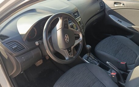 Hyundai Solaris II рестайлинг, 2014 год, 940 000 рублей, 7 фотография