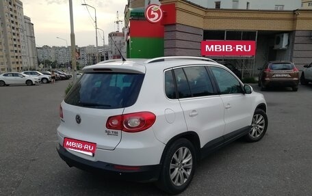 Volkswagen Tiguan I, 2011 год, 990 000 рублей, 3 фотография