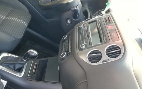 Volkswagen Tiguan I, 2011 год, 990 000 рублей, 11 фотография