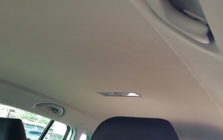 Volkswagen Tiguan I, 2011 год, 990 000 рублей, 17 фотография