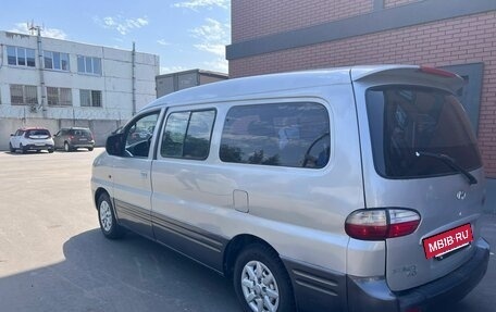 Hyundai H-1 II рестайлинг, 2007 год, 600 000 рублей, 4 фотография