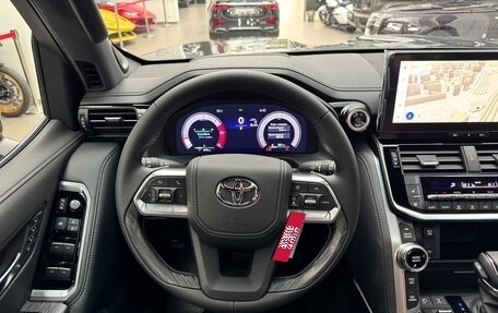 Toyota Land Cruiser, 2025 год, 13 150 000 рублей, 16 фотография