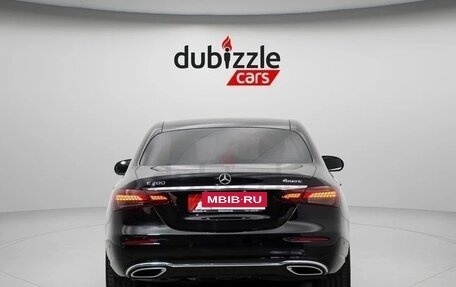Mercedes-Benz E-Класс, 2022 год, 4 900 000 рублей, 7 фотография