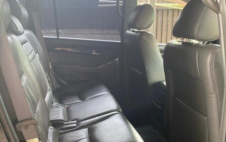 Toyota Land Cruiser Prado 120 рестайлинг, 2008 год, 2 380 000 рублей, 3 фотография