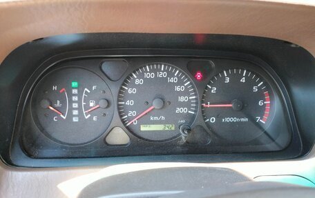 Toyota Land Cruiser Prado 90 рестайлинг, 2000 год, 1 250 000 рублей, 11 фотография