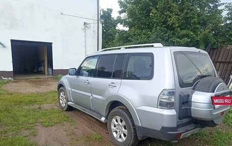 Mitsubishi Pajero IV, 2009 год, 2 200 000 рублей, 4 фотография