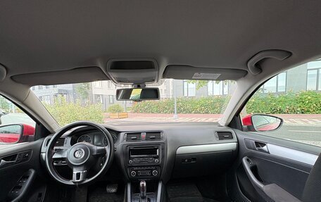 Volkswagen Jetta VI, 2012 год, 1 000 000 рублей, 4 фотография