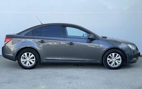 Chevrolet Cruze II, 2011 год, 588 000 рублей, 5 фотография