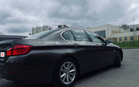 BMW 5 серия, 2012 год, 1 800 000 рублей, 3 фотография
