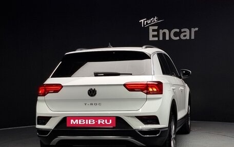 Volkswagen T-Roc I, 2021 год, 1 916 085 рублей, 6 фотография