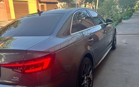 Audi A4, 2018 год, 3 000 000 рублей, 12 фотография