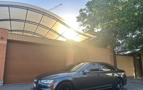 Audi A4, 2018 год, 3 000 000 рублей, 17 фотография