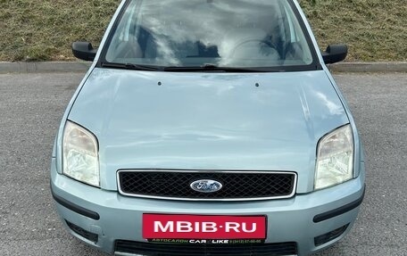 Ford Fusion I, 2004 год, 295 000 рублей, 3 фотография