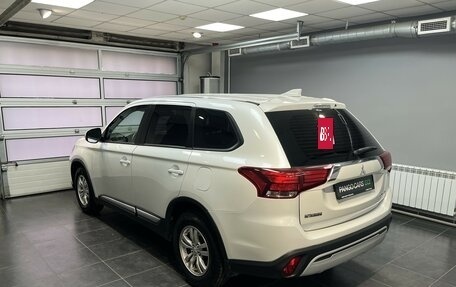 Mitsubishi Outlander III рестайлинг 3, 2019 год, 2 250 000 рублей, 4 фотография