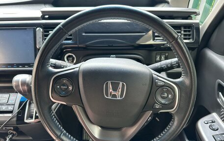 Honda Stepwgn IV, 2015 год, 1 900 000 рублей, 9 фотография