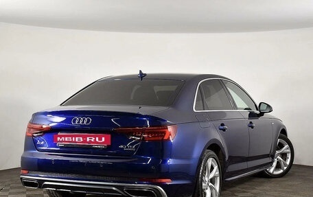 Audi A4, 2018 год, 3 350 000 рублей, 5 фотография