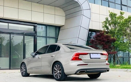 Volvo S60 III, 2022 год, 2 290 666 рублей, 6 фотография