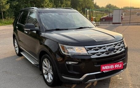 Ford Explorer VI, 2018 год, 3 000 000 рублей, 3 фотография