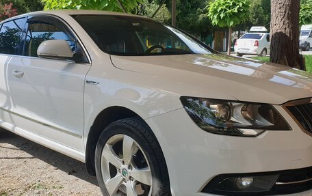 Skoda Superb III рестайлинг, 2013 год, 1 300 000 рублей, 3 фотография