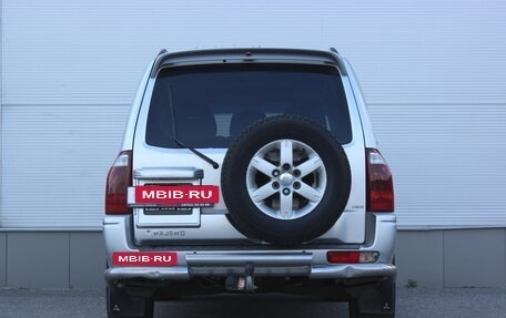 Mitsubishi Pajero III рестайлинг, 2004 год, 877 000 рублей, 4 фотография