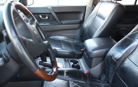Mitsubishi Pajero III рестайлинг, 2004 год, 877 000 рублей, 11 фотография
