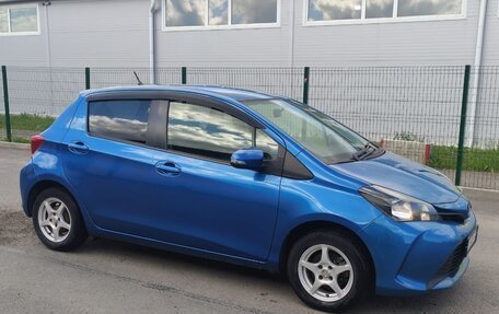 Toyota Vitz, 2015 год, 900 000 рублей, 3 фотография