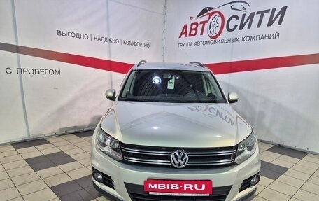Volkswagen Tiguan I, 2011 год, 1 048 000 рублей, 2 фотография