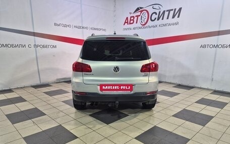 Volkswagen Tiguan I, 2011 год, 1 048 000 рублей, 6 фотография