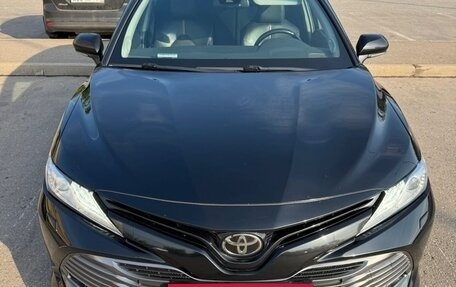 Toyota Camry, 2018 год, 2 450 000 рублей, 4 фотография