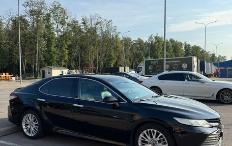 Toyota Camry, 2018 год, 2 450 000 рублей, 5 фотография